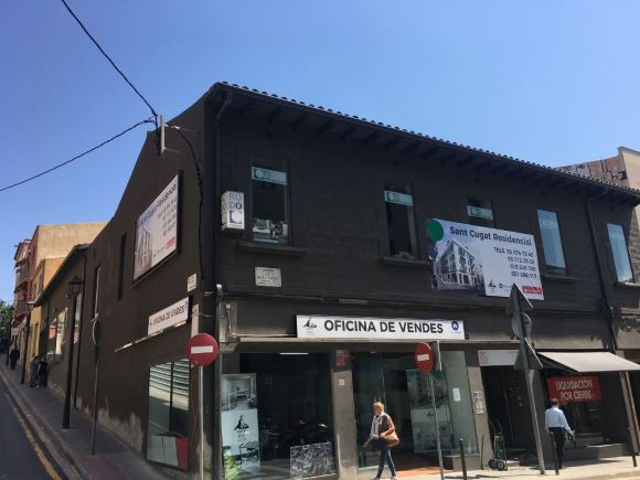 Local antic