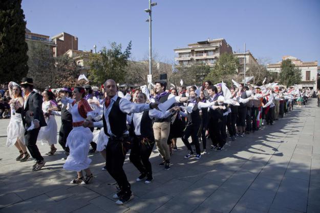 El Ball de Gitanes farà petita la plaça d'Octavià / Foto: Localpres El Ball de Gitanes farà petita la plaça d'Octavià / Foto: Localpres