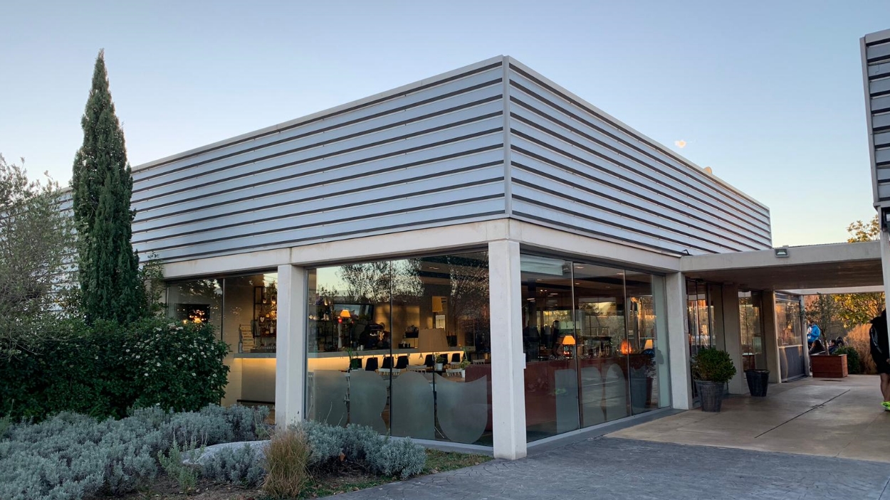 Façana del restaurant Brau / Foto: Cugat Mèdia